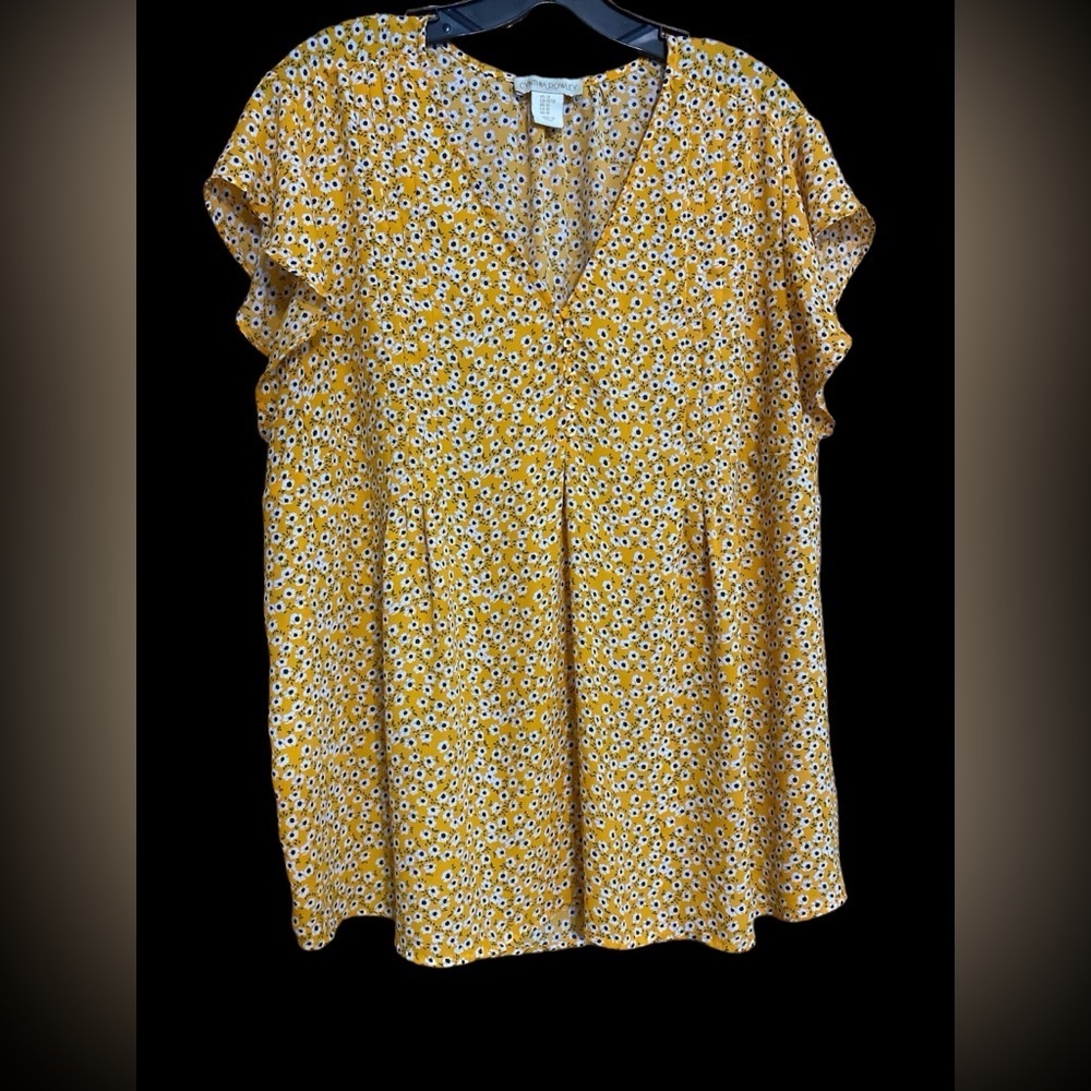 Cynthia Rowley 100% poly light flutter sleeve yellow gold white blk 1X top flor…
